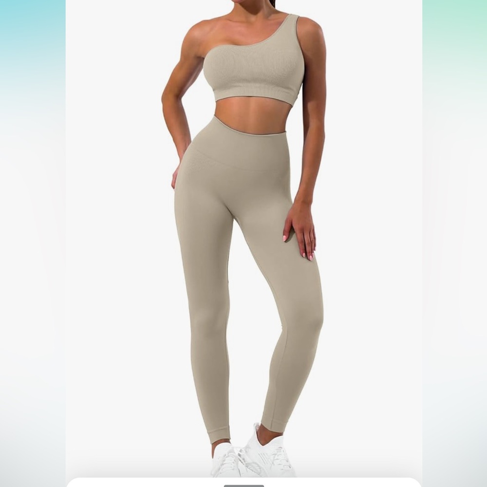 Workout set: light blue